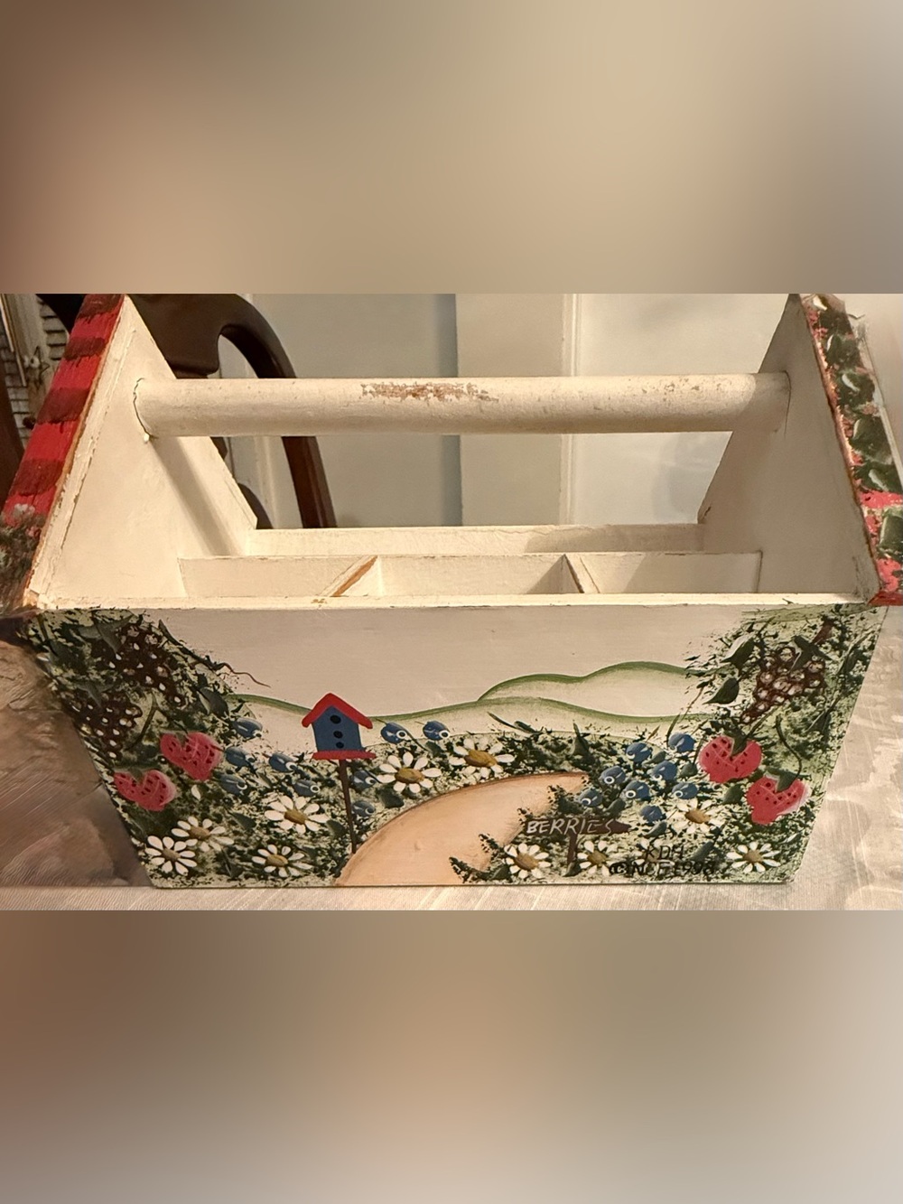 Sectioned wood carrier Utensil server/tool holder Birdhouse hand painted design - Picture 4 of 12